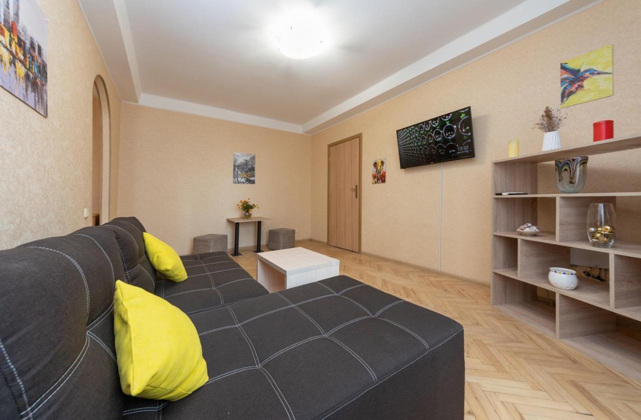 1 Bedroom Apart Near Metro Pecherska Κίεβο Εξωτερικό φωτογραφία