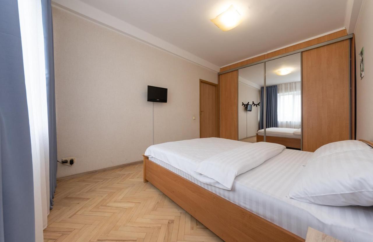 1 Bedroom Apart Near Metro Pecherska Κίεβο Εξωτερικό φωτογραφία