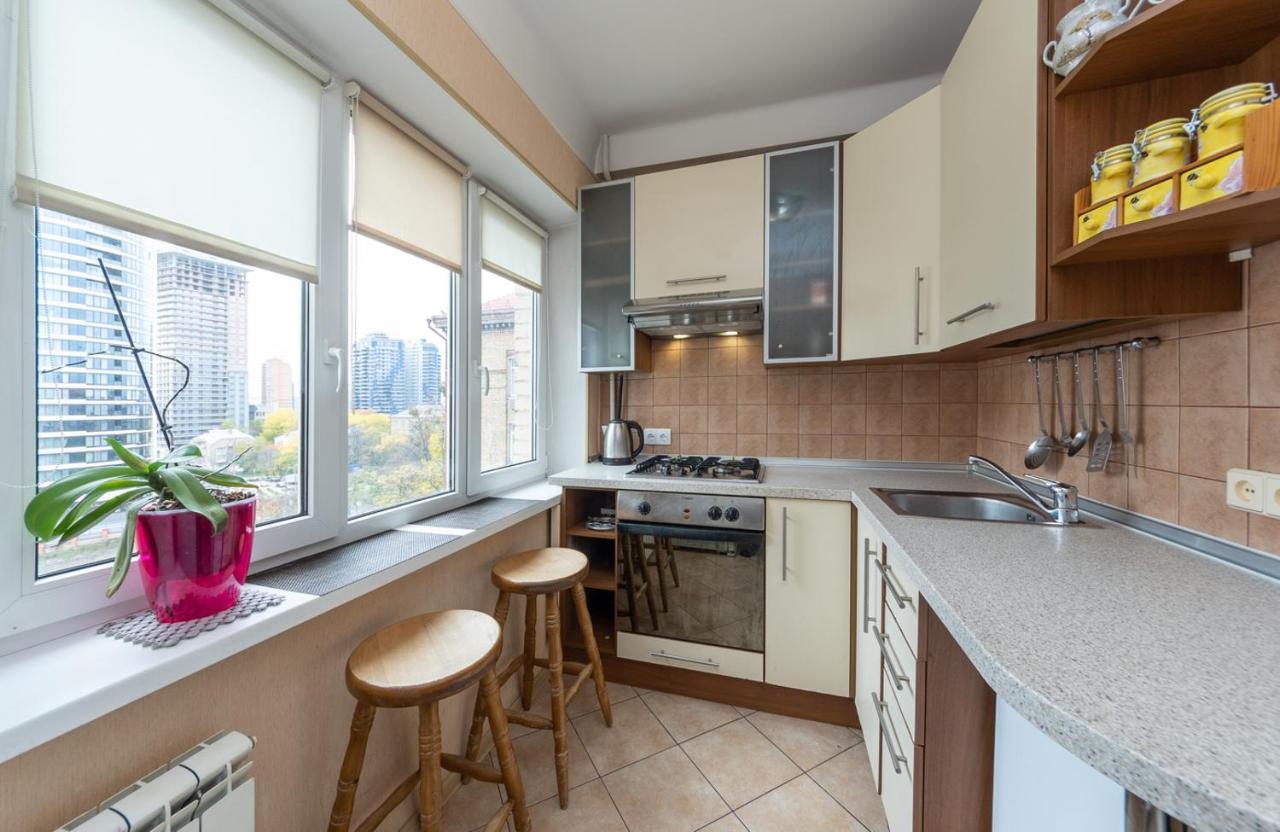 1 Bedroom Apart Near Metro Pecherska Κίεβο Εξωτερικό φωτογραφία
